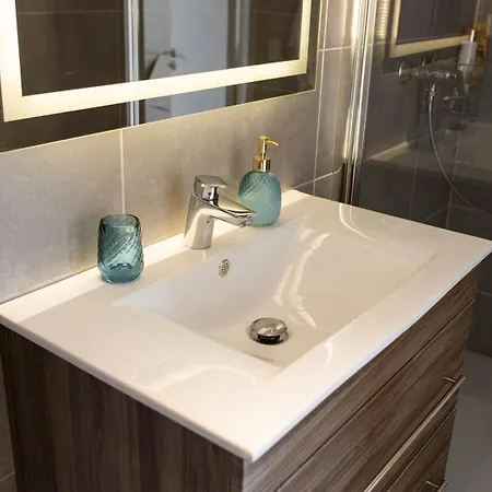 Joli Duplex Confort T2 Paris Porte De Versailles